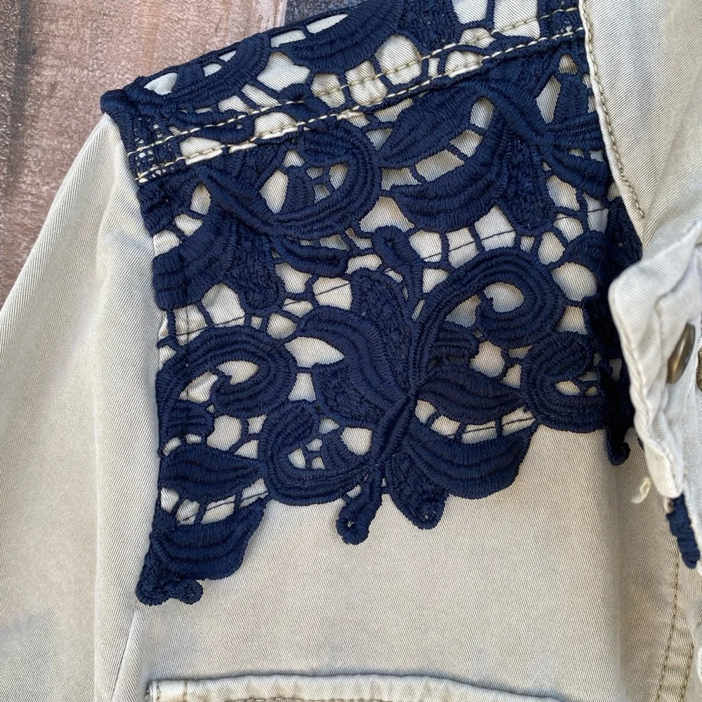 GAP Utility Field Lace Jacket